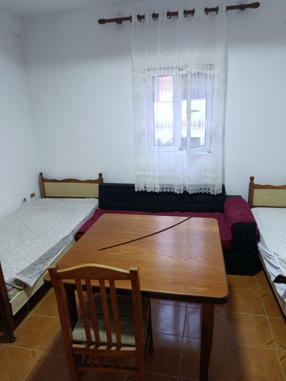 Affitto | Garsoniere | Rruga Arben Broci | 300 €/mese