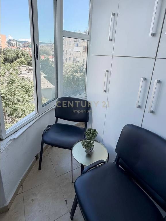 Apartament 3+1+2 me qira prane Lulishtes 1 Maji