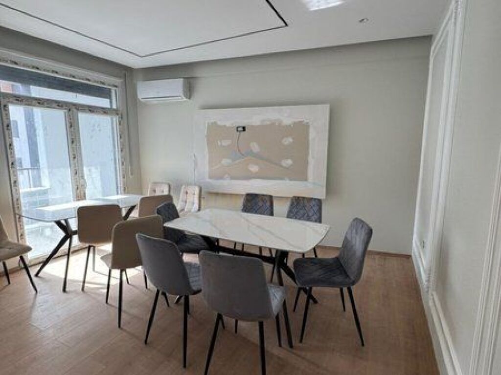For sale, Apartment 2+1, 5 Maji, Tirane.
