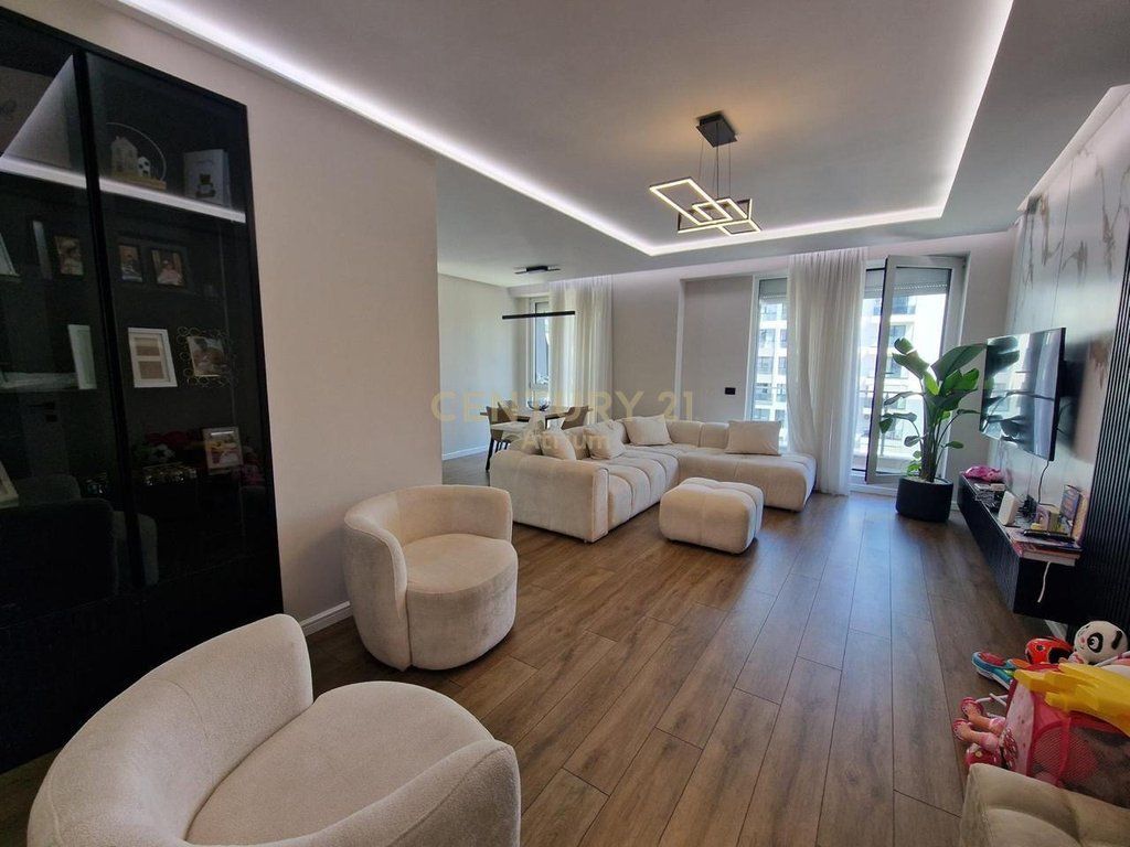 APARTAMENT 3+1 PËR QIRA TEK TURDIU, ISH FUSHA E AVIACIONIT Atrium145844