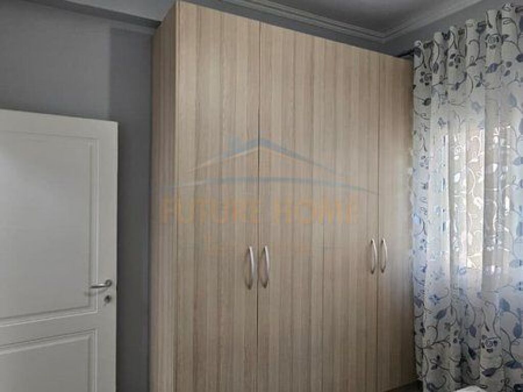 Qera, Apartament 2+1 + Post Parkimi, Ish Keneta,Durres