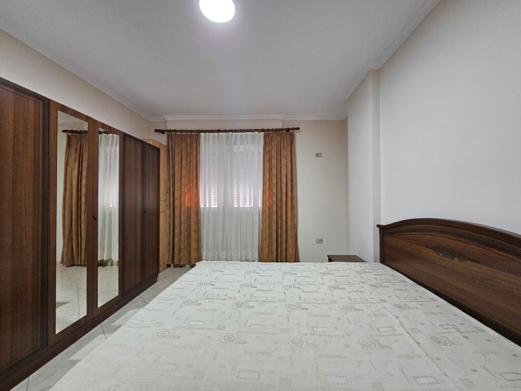 Apartament 1+1 me qira te Siri Kodra!