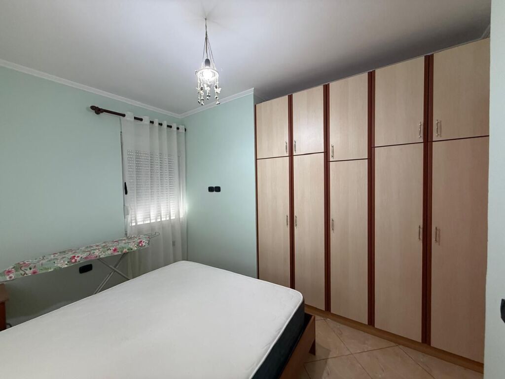 Qera | Apartament 2 + 1 | Prane Martenitetit te ri |500 €/Muaj