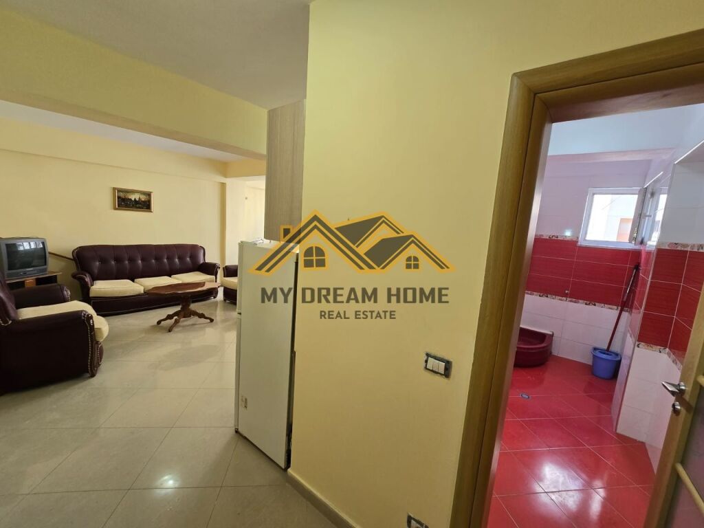 JEPET ME QIRA APARTAMENT 1+1 TEK MARKATA DURRES!