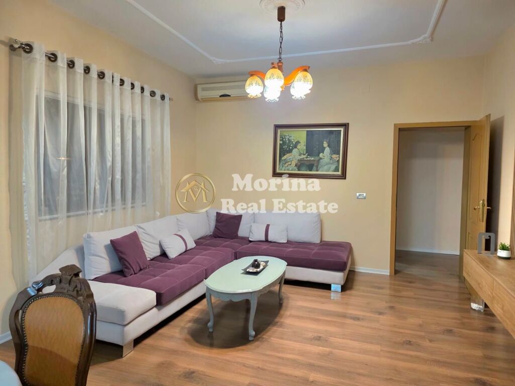 Qera | Vilë 3 + 1+3+2blk | Fusha Aviacionit | 800 €/muaj
