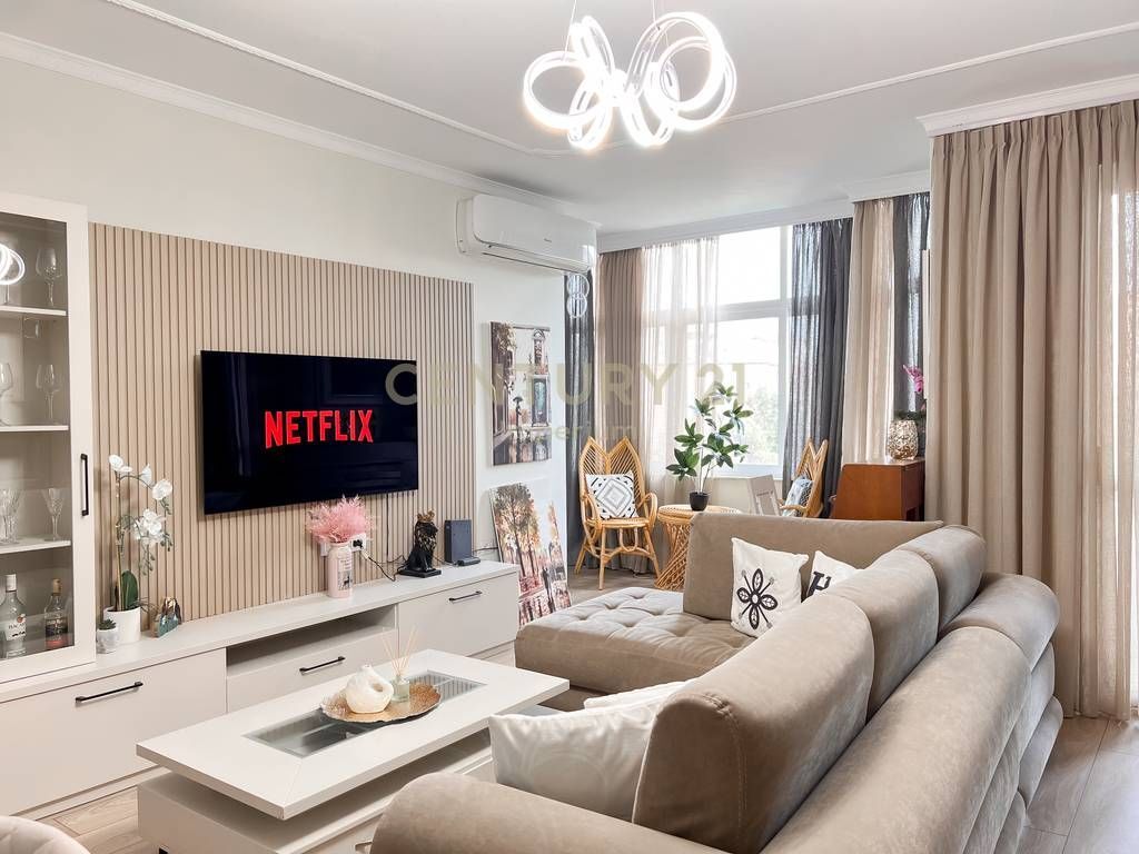 Apartament 3+1+2 me qira prane Lulishtes 1 Maji