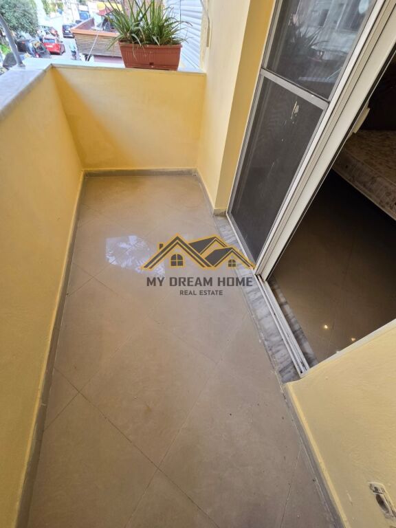 JEPET ME QIRA APARTAMENT 1+1 TEK MARKATA DURRES!