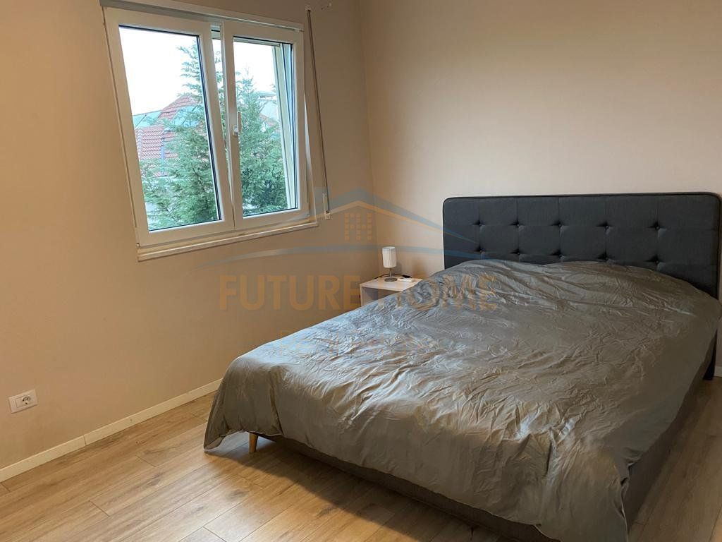 Qira, Triplex 3+1+2, Akacia Hills, Teg . OPP68000