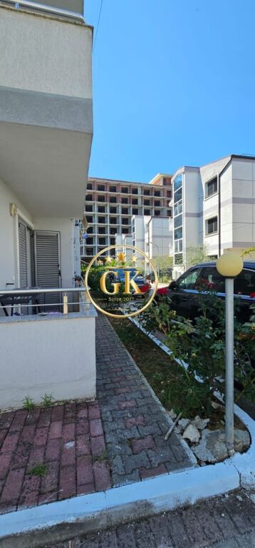 SHITET APARTAMENT 1+1 VETEM 50 METRA NGA DETI – GOLEM