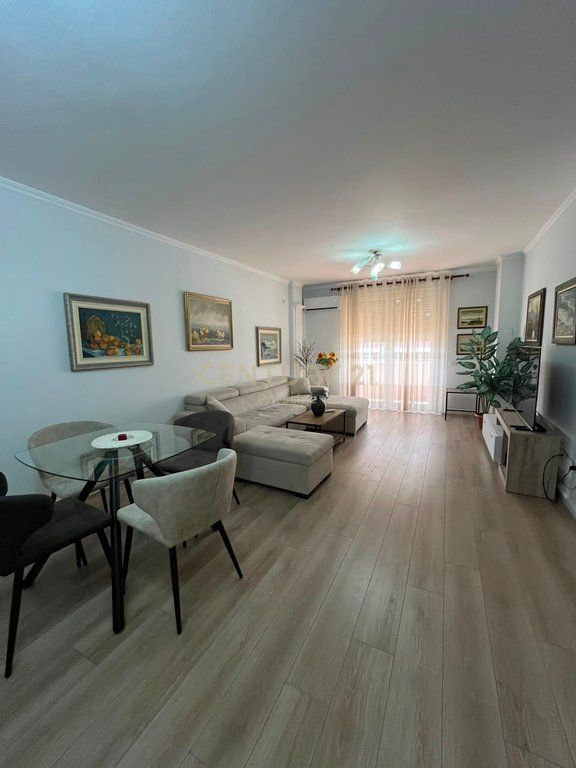 AFFITTASI APPARTAMENTO 1+1 – VIA SALËS, TIRANA!