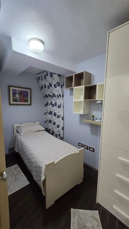 Jepet Me Qera Apartament 3+1+Aneks+Ballkon, Prane Sheshit Skenderbe