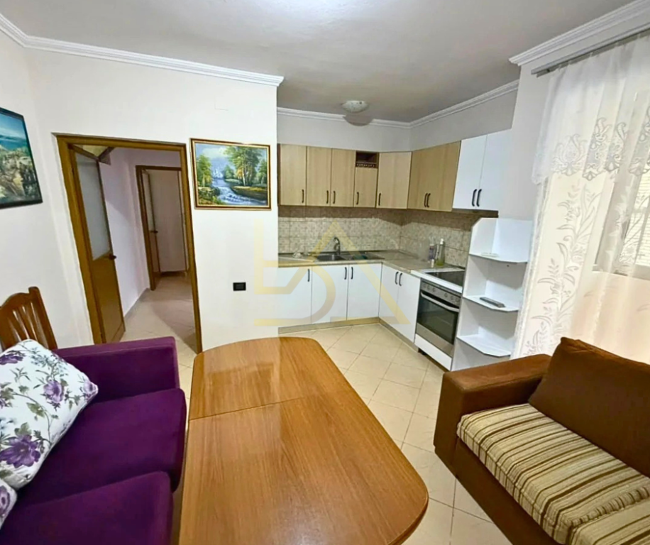 Apartament 1+1 me Qira – Bulevardi Zhan D’Ark, Tiranë