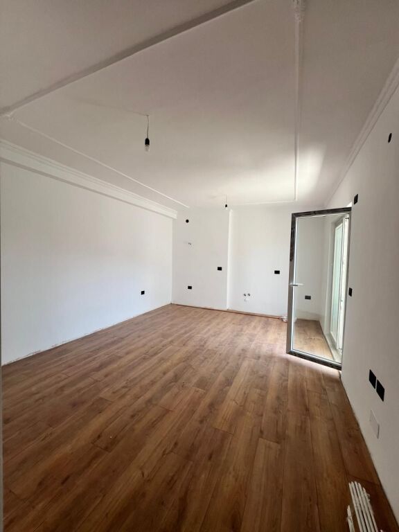 SHITET APARTAMENT 1+1 Vasil Shanto 135000 Euro