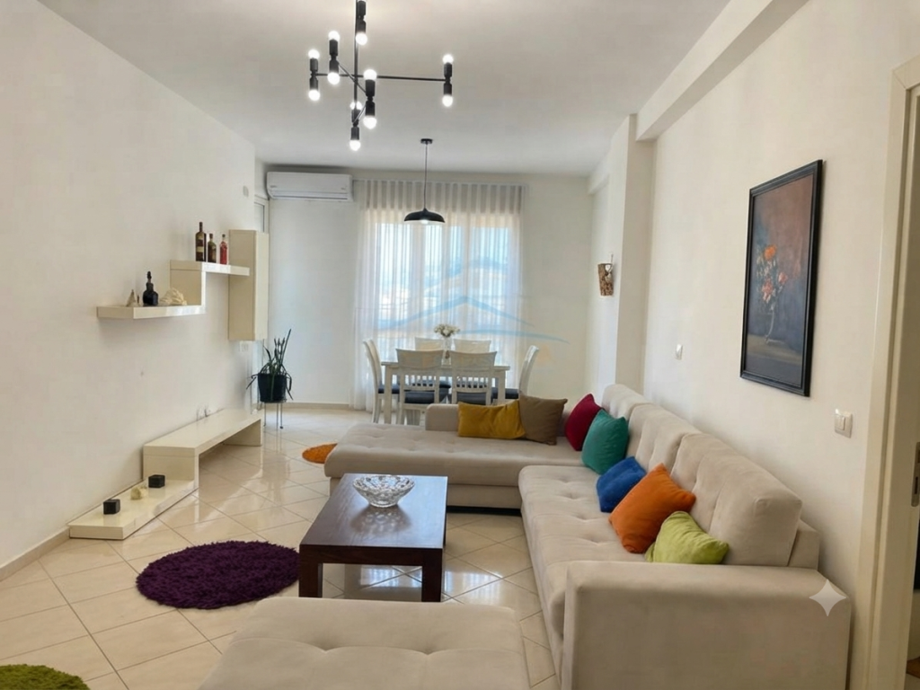 Qera,Apartament 1+1+Post Parkimi, Rruga Karl Gega, Stacioni i Trenit,Tiranë