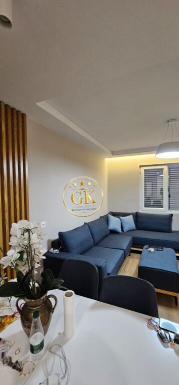 SHITET APARTAMENT 1+1 VETEM 50 METRA NGA DETI – GOLEM