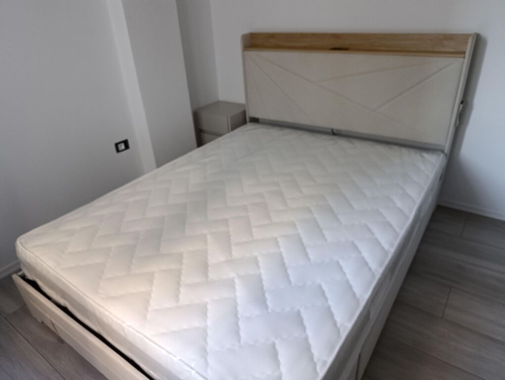 Affitto | Shtëpi private 1 + 1 | Kodra E. Priftit | 450 €/mese