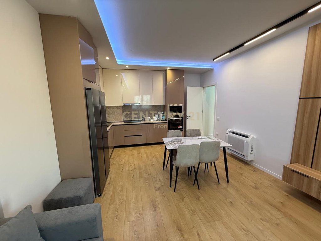 Appartamento 2+2 in Affitto a Kamez Centro, Tirana - 500€