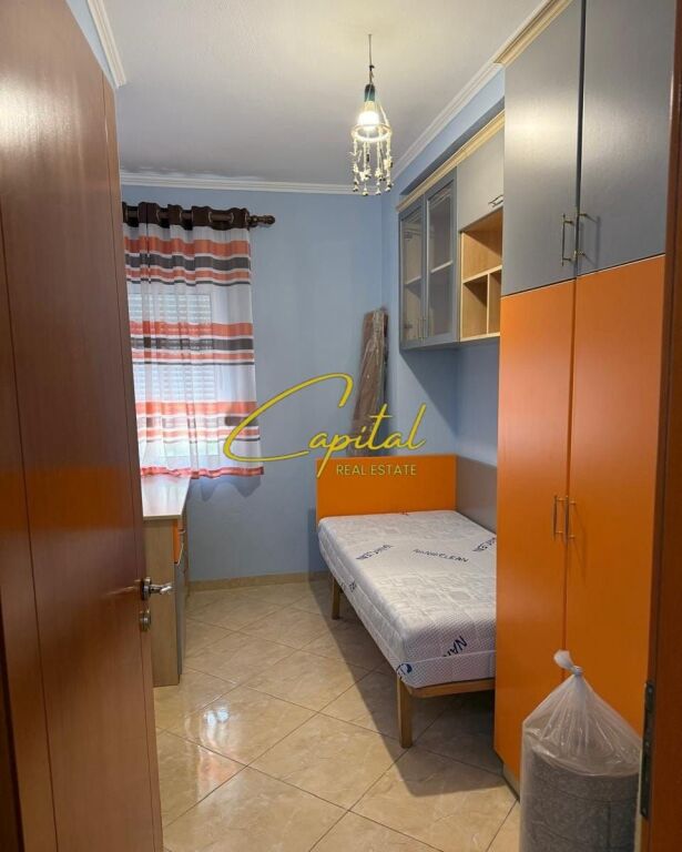 APARTAMENT ME QIRA 2+1 MATERNITETI I RI 50.000 LEKE