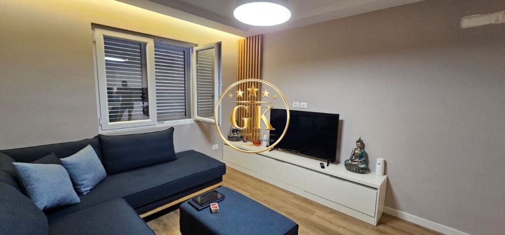 SHITET APARTAMENT 1+1 VETEM 50 METRA NGA DETI – GOLEM