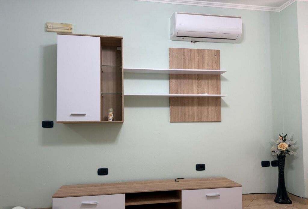 Affitto | Apartament 2 + 1 | Brryli | 500 €/mese