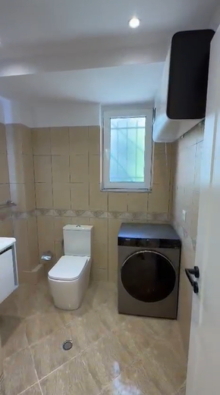 🏡Shitet Apartament 1+1 – Pranë Liqenit të Tiranës*