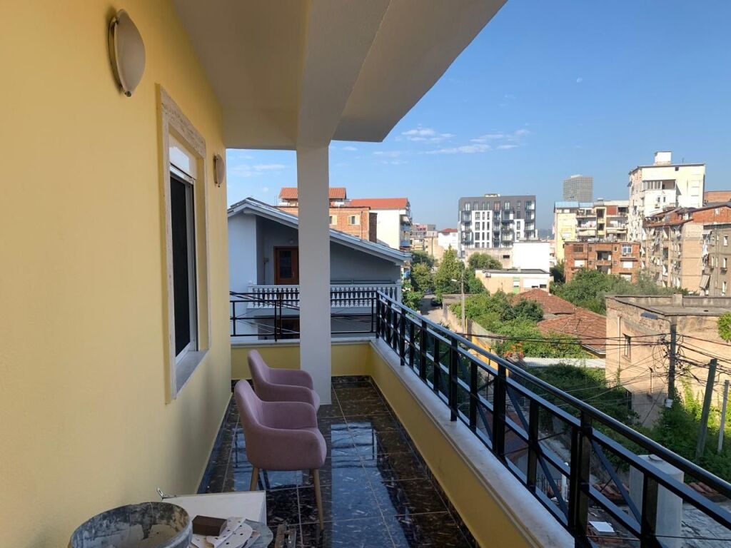 Affitto | Appartamento 2 + 1 | Ali Demi |800 €/Mese