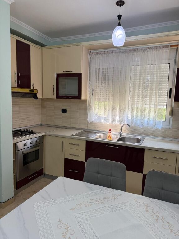 Qera | Apartament 2 + 1 | Prane Martenitetit te ri |500 €/Muaj