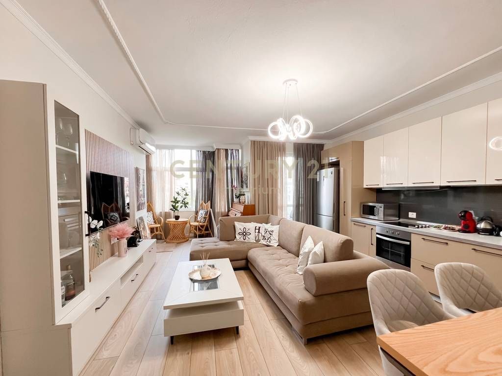 APARTAMENT 3+1+2 ME QIRA PRANË LULISHTES "1 MAJ" | I SAPO INVESTUAR!
