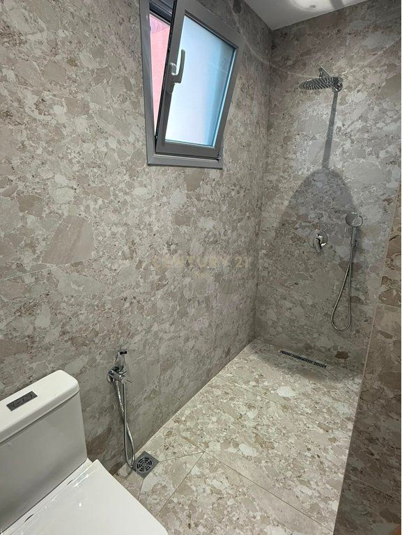 Apartament 1+1 me qira ne Farke!