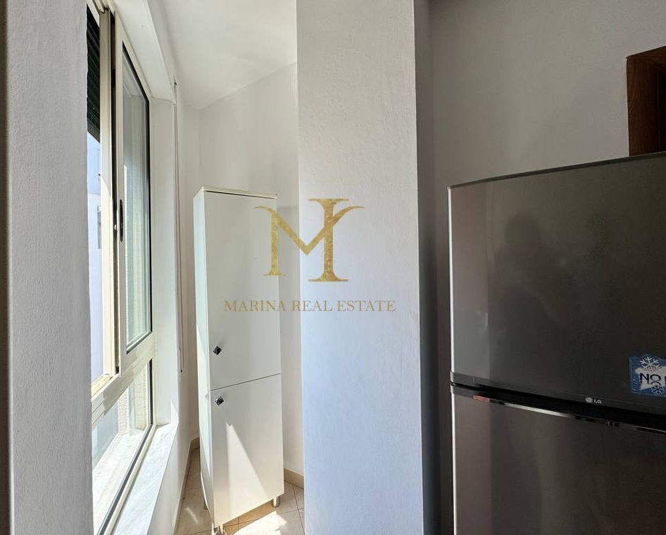 Shitet apartament 2+1 me pamje nga deti në Durrës (zona Plazh Iliria)