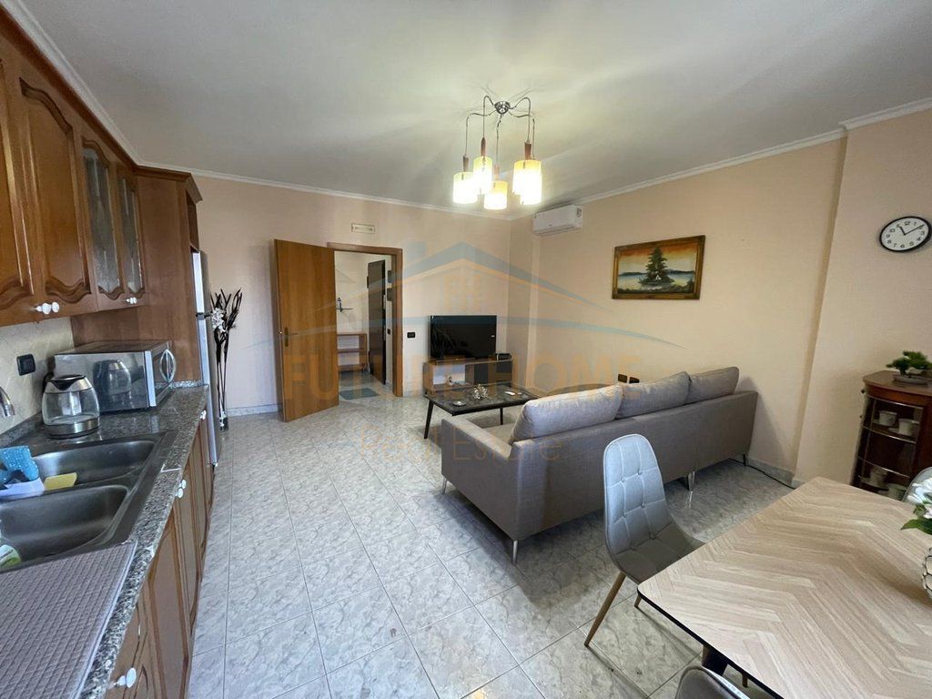Qera, Apartament 2+1, Lagjia 4, Durres