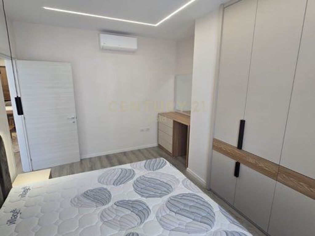 🏡 JEPET ME QIRA APARTAMENT 1+1 TEK REZIDENCA E-88, LAPRAKË !