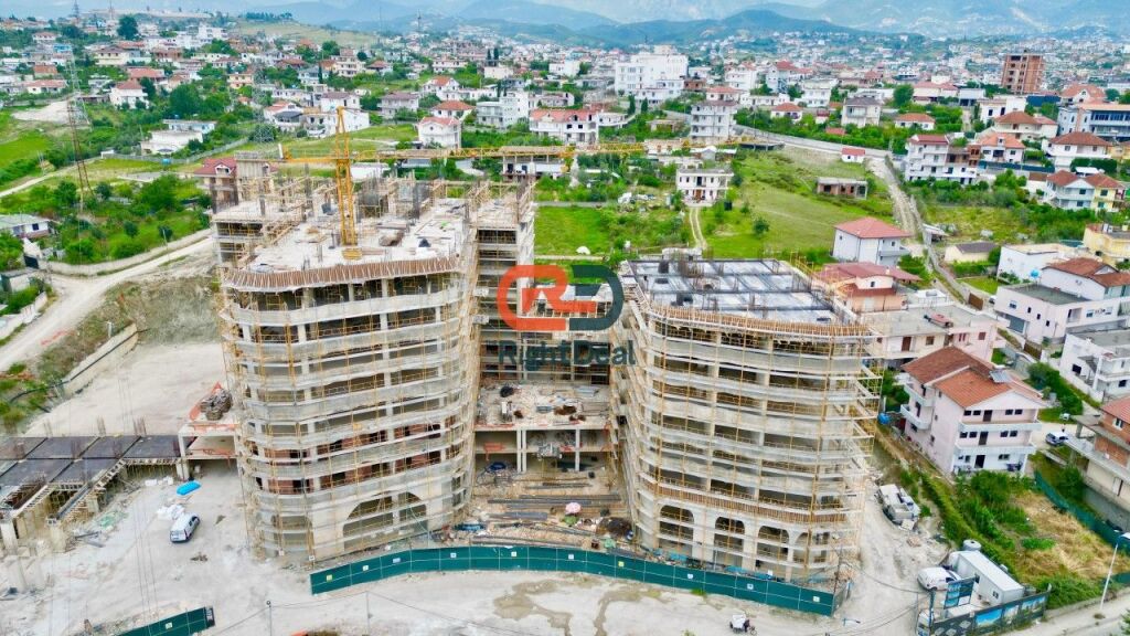 Okazion Kleringu!! Tek Kompleksi Aluna, Shitet Apartament 2+1, Mundesi Ideale Investimi !!