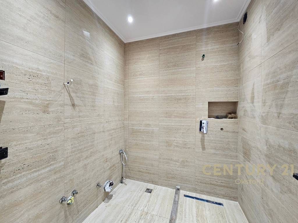 APARTMENT 1+1 FOR SALE AT KOMUNA E PARISIT