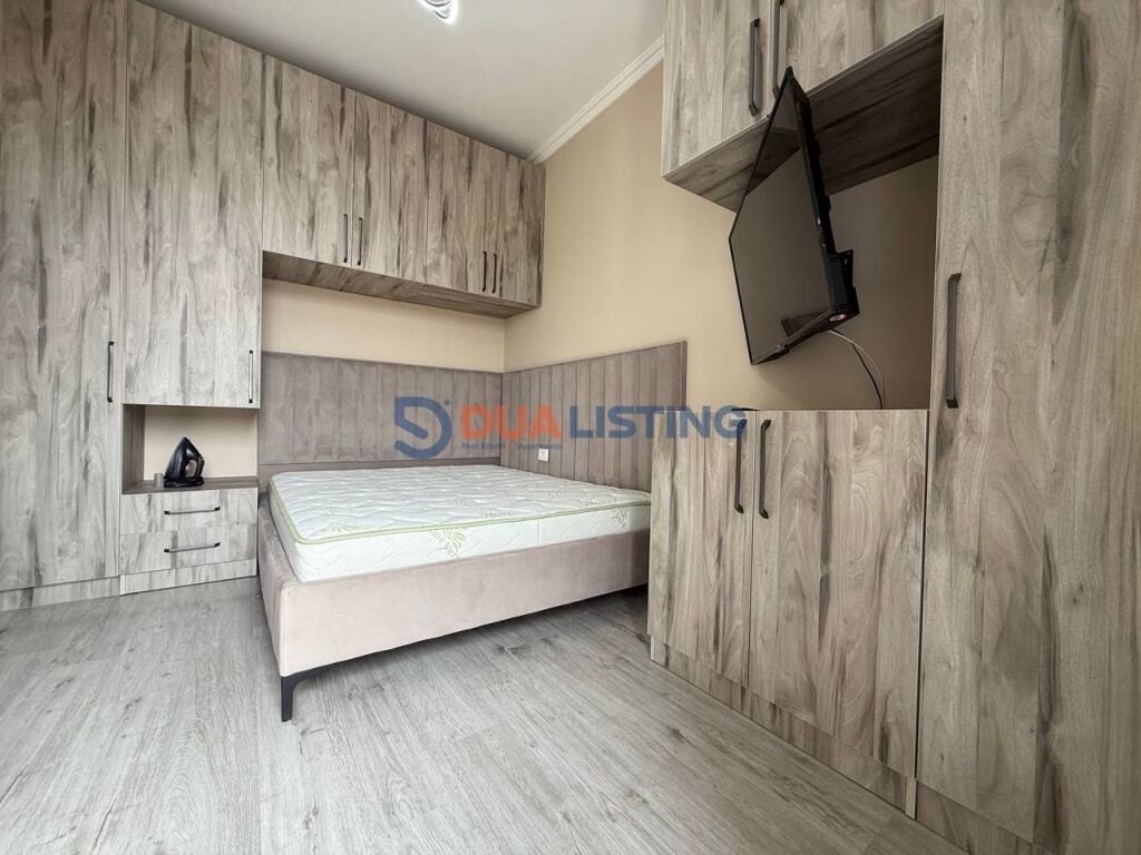 Rent modern 1+1 apartment, 4 Deshmoret Street!