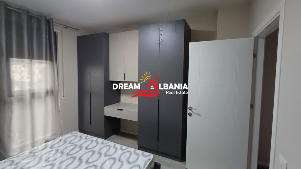 Jepet me qera apartament 2+1 tek Varri i Bamit kompleksi Asl 2 (ID 42214741)