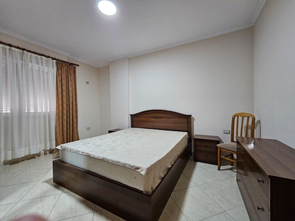 Apartament 1+1 me qira te Siri Kodra!