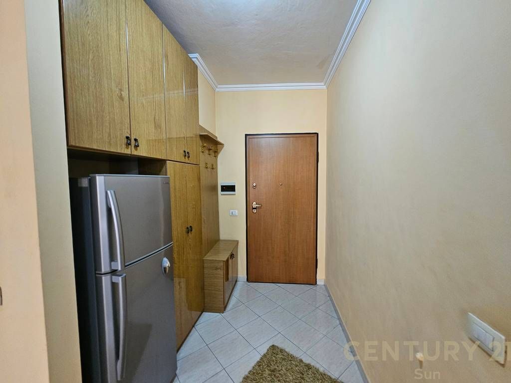 APARTAMENT 1+1 PER QIRA NE KOMPLEKSIN VIZION+