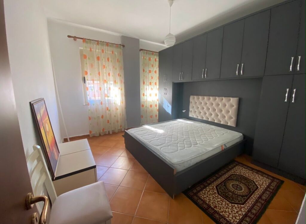 1+1, te krista center komuna 550 mije leke