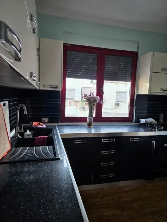 Qera | Apartament 2 + 1+2 | Yzberisht | 530 €/muaj
