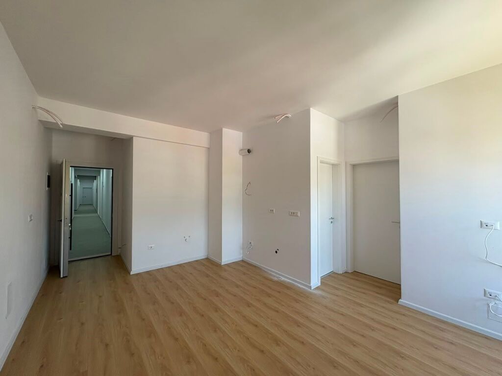 Qera | Apartament 1 + 1 | Ali Demi | 350 €/muaj