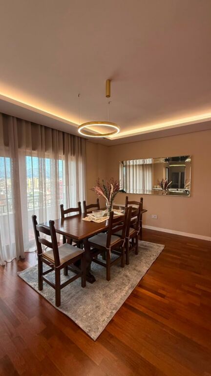 Apartment 3+1+2 for rent, at Elbasan Street