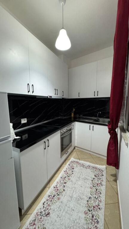 Affitto | Apartament 1 + 1+Ballkon |Astir | 400 €/mese