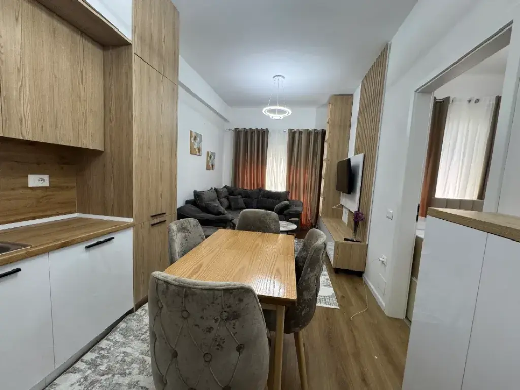 Affitto | Apartament 1 + 1 | Rezidenca Kadiu | 450 €/mese