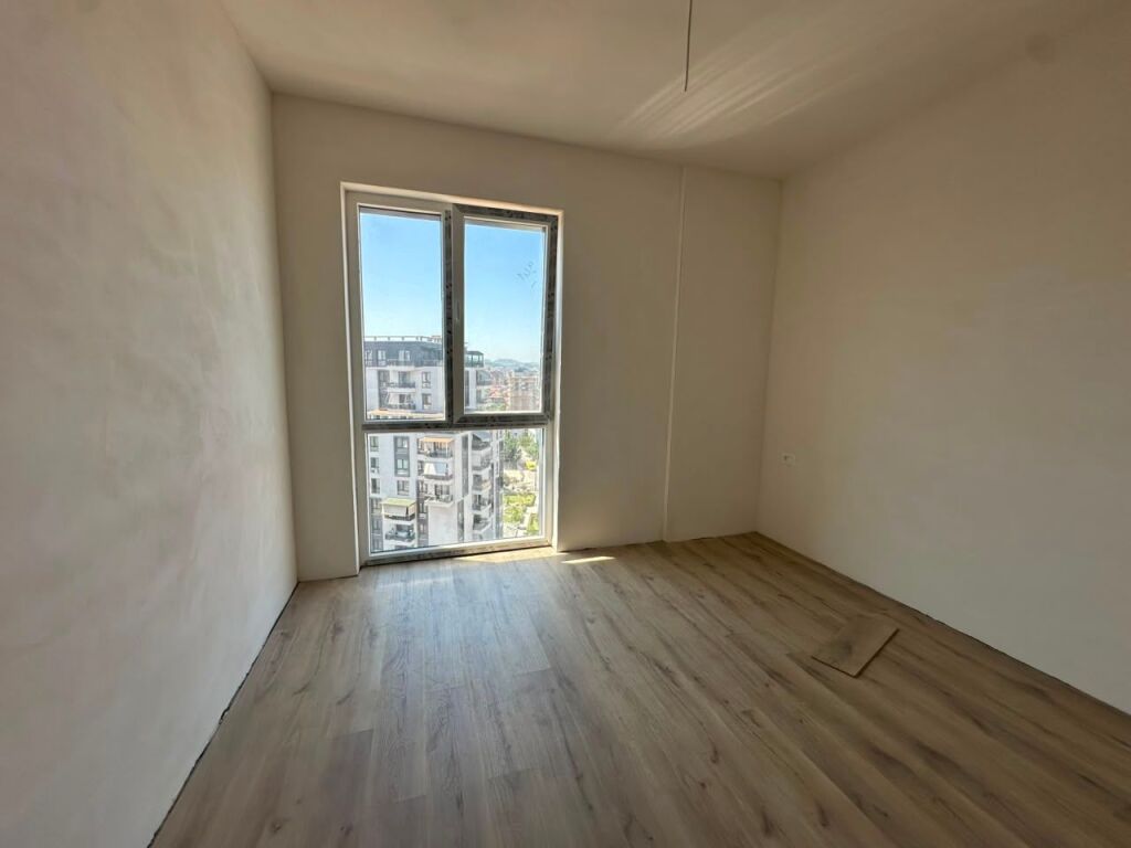 Shitet Apartament 2+1 ,Fusha Aviacionit