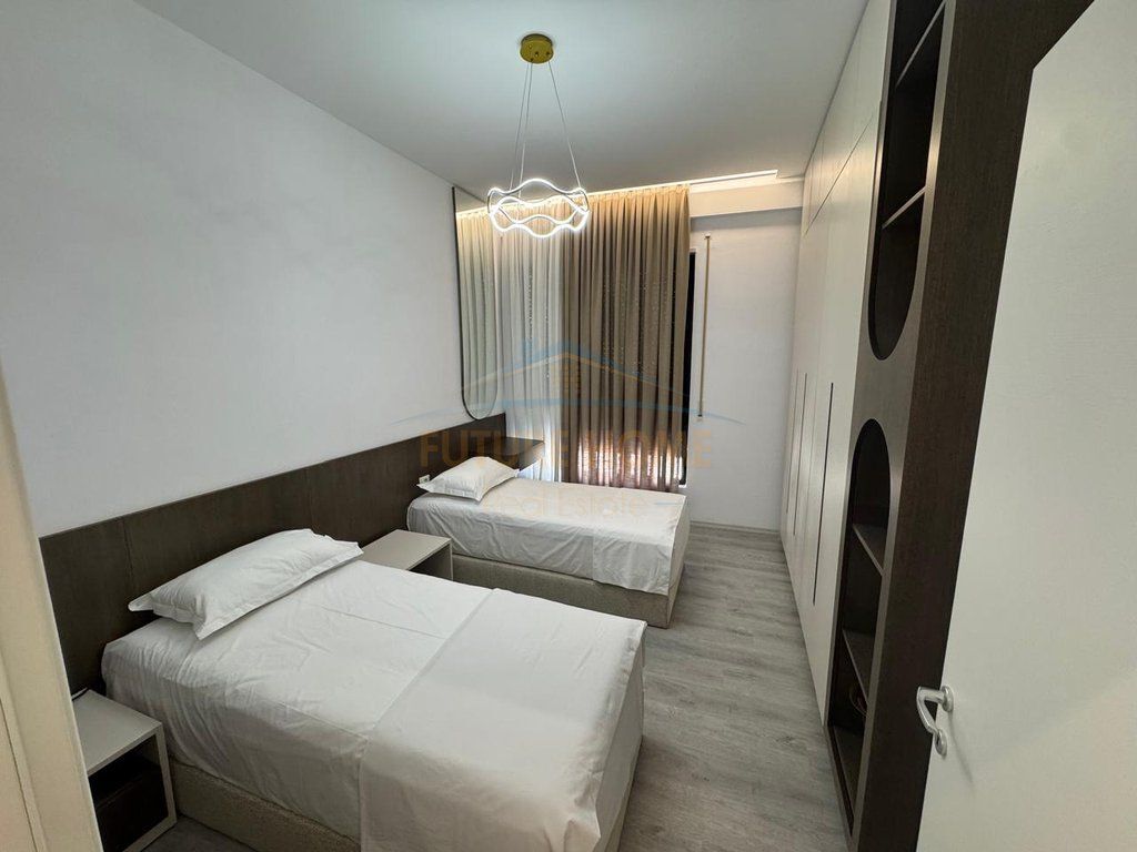 Qera, Apartament 2+1+2+2 Poste Parkimi, Ish Dogana, Tirane . PRM57551