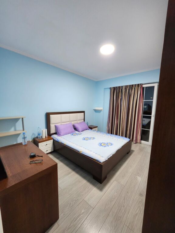 Jepet me qira apartament 2+1 – pranë Shkollës “Sami Frashëri”