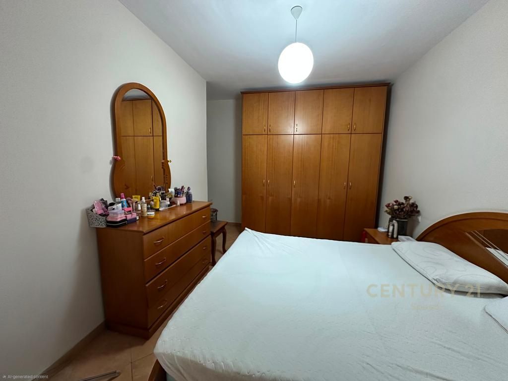 JEPET ME QIRA APARTAMENT 2+1 PRANË SHKOLLËS SË BASHKUAR