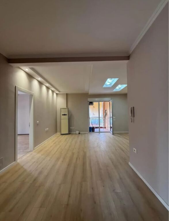Apartment 2+1 for sale at Colombo Residence 2, Xhamlliku, Oxhaku, Kinostudio, Porcelan.