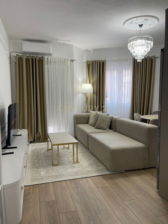 🏡 Appartamento Moderno 2+1 in Affitto – Piazza Pranvera, Durrës €850